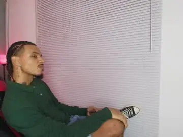 Chaturbate Live Sex Cam of jordan_love77