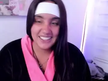 Chaturbate Live Sex Cam of morena_rodriguez_9