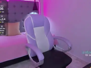 Chaturbate Watch Live Sex Cams of olivertwinky_