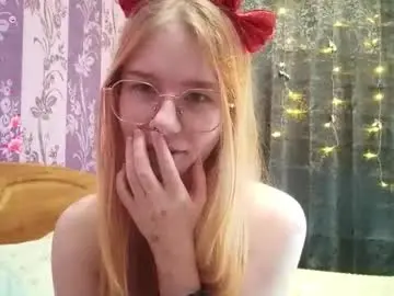 Chaturbate Watch Live Sex Cams of redbullvibe