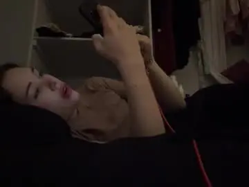 Chaturbate Sex Chat of redbullvibe