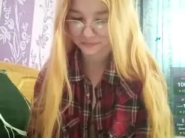 Chaturbate Free Porn Cam of redbullvibe