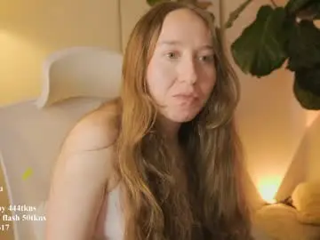 Chaturbate Live Sex Cam of skarpio17