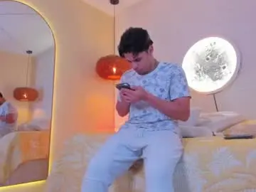 Chaturbate Watch Live Sex Cams of benjamin_more