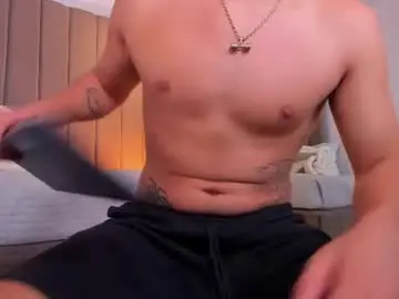 Chaturbate Best live sex cam show of benjamin_more
