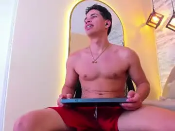Chaturbate Sex Cam of benjamin_more