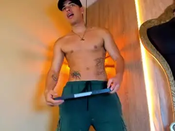 Chaturbate Sex Chat of benjamin_more