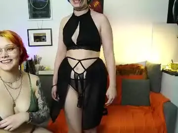 Chaturbate Live Porn of fox_and_dog
