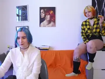 Chaturbate Live Sex Cam of fox_and_dog