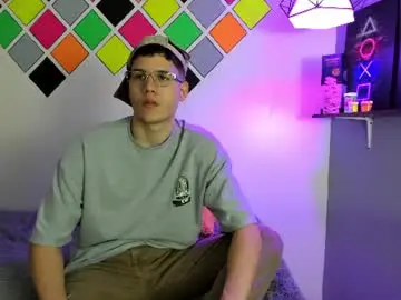 Chaturbate Best live sex cam show of luca_white