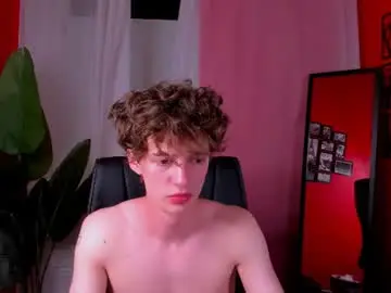 Chaturbate Live Sex Cam of luke_sweet
