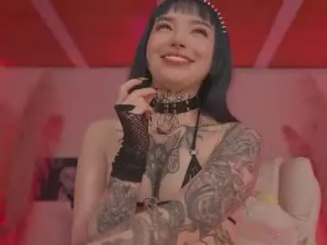 Chaturbate Sex Cam of maddy_uwu