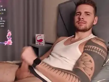 Chaturbate Watch Live Sex Cams of mr_longboy