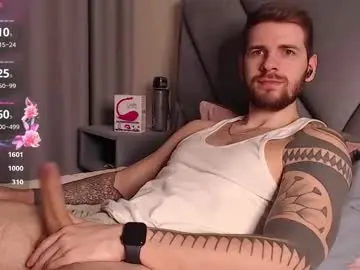 Chaturbate Best live sex cam show of mr_longboy