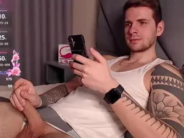 Chaturbate Nude Webcam of mr_longboy