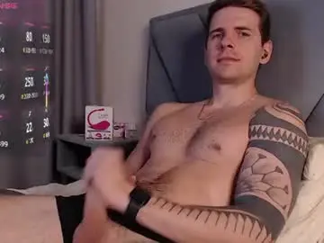 Chaturbate Best live sex cam show of mr_longboy