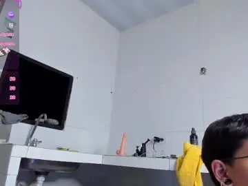 Chaturbate Adult Video Chat of charlietaylorr__