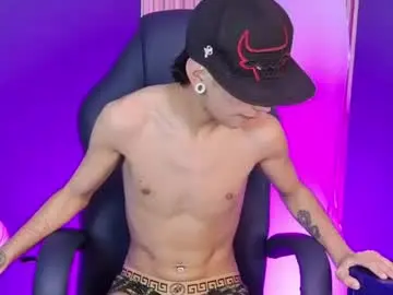 Chaturbate Private Sex Chat of fox_logan_
