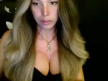 Chaturbate Free Porn Cam of imyour_queen10