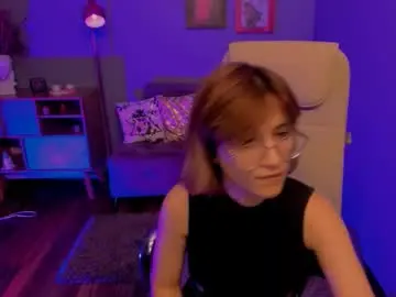 Chaturbate Free Live Porn of moon13152