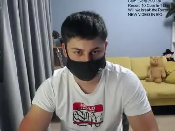 Chaturbate Live Sex Cam of sexxxdickbig