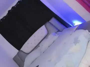 Chaturbate Sex Cam of valentina_horny777