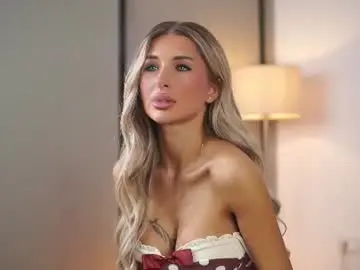 Chaturbate Free Live Porn of avashay