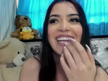 Chaturbate Adult Video Chat of mia_helll