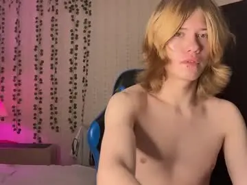 Chaturbate Live Sex of andrew_bolden
