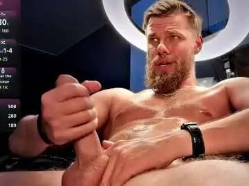 Chaturbate Live Sex Cam of shavarace1