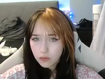 Chaturbate Live Sex Cam of softieva