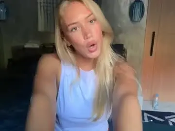 Chaturbate Free Porn Cam of livslifee