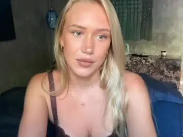 Chaturbate Live Sex Cam of livslifee