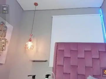 Chaturbate Free Live Porn of scarlet_vixen_