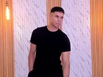 Chaturbate Adult Webcam of thomas_walker0