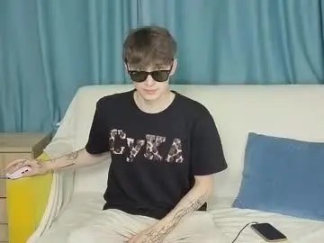 Chaturbate Free Live Porn of drinklinov