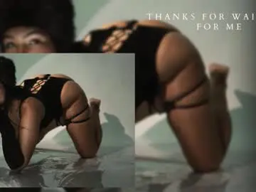 Chaturbate Nude Webcam of noa_moon