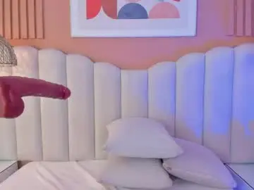 Chaturbate Free Porn Cam of noa_moon