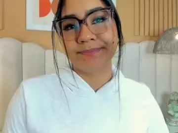 Chaturbate Nude Webcam of noa_moon