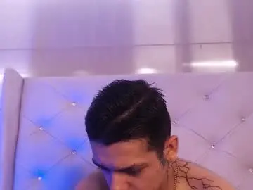 Chaturbate Nude Webcam of noah_and_kim69