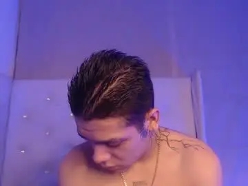 Chaturbate Nude Webcam of noah_and_kim69