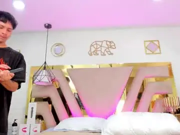 Chaturbate Watch Live Sex Cams of noah_and_kim69