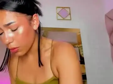 Chaturbate Watch Live Sex Cams of noah_and_kim69