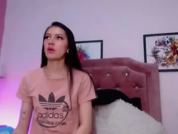 Chaturbate Live Porn of sara17_