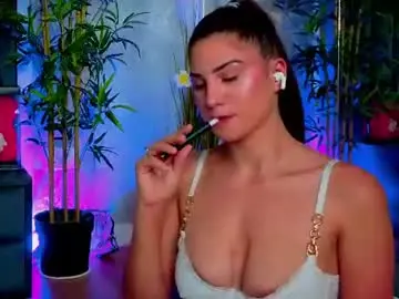 Chaturbate Live Sex of valery_evann