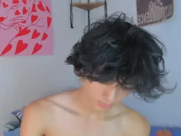 Chaturbate Sex Chat of elliotvolkov