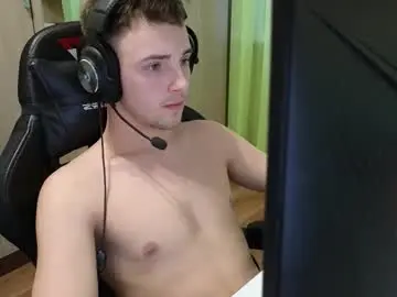 Chaturbate Private Sex Chat of golden_boyyy21