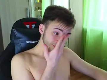 Chaturbate Sex Cam of golden_boyyy21