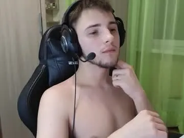 Chaturbate Best live sex cam show of golden_boyyy21