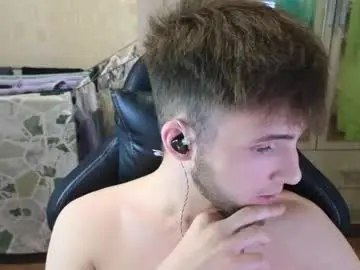 Chaturbate Sex Chat of golden_boyyy21